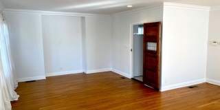 1204 N Hilldale Ave Gallery 5