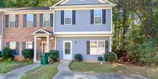 Fantastic 3 BR/2.5 BA Townhome in Marietta! Gallery 1