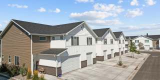 VALO at Olive Plaza Townhomes Gallery 24