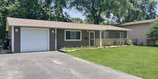 6847 Hawthorne Lane Gallery 1