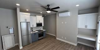 2213 320 S 2213 320 S Gallery 1