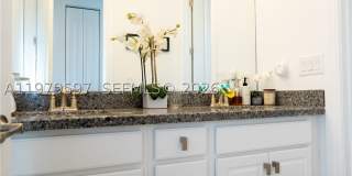 11826 SW 13th Ct Gallery 29