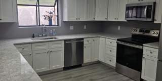 648 Racquet Club Dr Gallery 1
