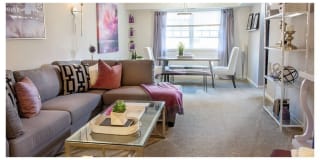 Oakridge Manor Gallery 1