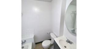 2 Bedroom House Near Aksarben Gallery 16