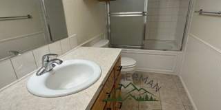 Beautiful 3 Bedroom 1 Bathroom Home! Gallery 9