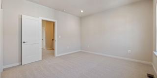 42580 PITLOCHRY Terrace Gallery 33