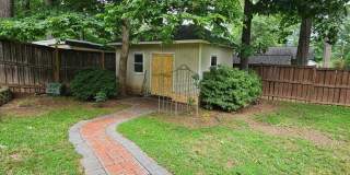 8913 CROMWELL Drive Gallery 27