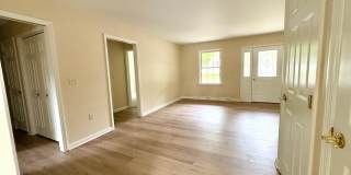 3 Bedroom 2.5 Bathroom Home Available in Elizabethtown! Gallery 11