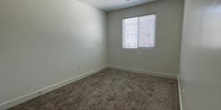 Desert Bluff 4 Bed Home! Gallery 10