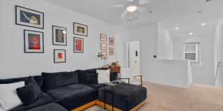 Huge 4-Bedroom Home in Del Valle For Rent Gallery 19