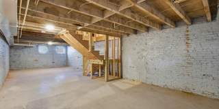 719 East 20th Street Gallery 16