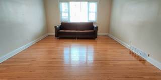 2435 W Balmoral Avenue Gallery 2