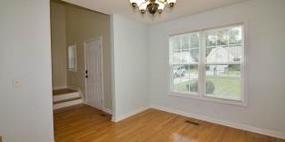 129 Lori Lane Gallery 5