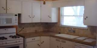 454 Sharon Dr Gallery 2
