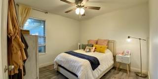 1863 N Hunters Ridge Gallery 17