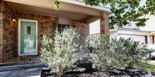 5818 Sherbrooke Oak Gallery 4