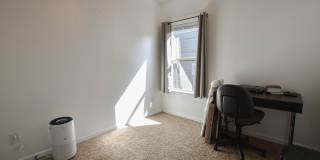 Pet Friendly Three Bedroom! Gallery 12