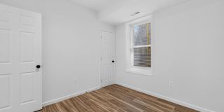 Newly Built 4BR/3BA Two-Level Townhome with Parking - Minutes to Navy Yard & Capitol Hill Gallery 16