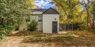 Lower Level Unit in Englewood! Gallery 1