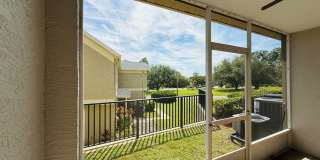 Townhome in Palm Harbor Gallery 27
