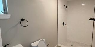 **4/2 Single Family home Available Now!!** Gallery 12