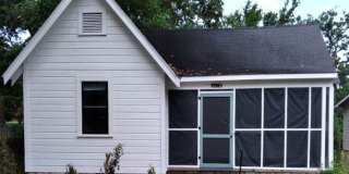 Renovated 3 Bedroom Park Hill Home Gallery 1