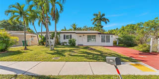 4917 SW 43rd Ter Gallery 1