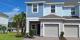 3BR 2.5BA TOWNHOME Gallery 1