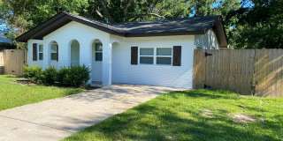 OCEAN SPRINGS GOLF CART DISTRICT - 3 BED 1 BATH HOUSE Gallery 1