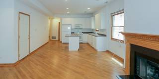 2719-23 N Wayne Gallery 18