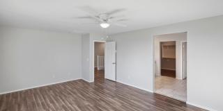 7135 W Rancho Drive Gallery 45
