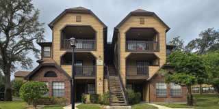 300 LAKEPOINTE DRIVE Gallery 1