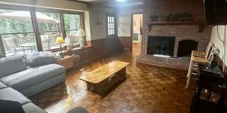 Welcome Home to 4316 Brookwood Rd, Charlotte, NC 28215 Gallery 10