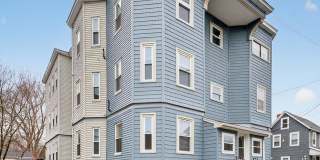 42 Almont Street Gallery 28