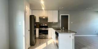 Charming 3-Bed Retreat with Open Living & Private Primary Suite in San Antonio Gallery 7