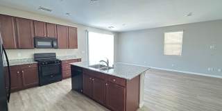 Inspirada 4-Bedroom 3-Bathroom Home! Gallery 7