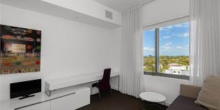 6101 Aqua Ave Gallery 25