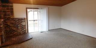 3Bd/2Ba Single Story Home - Available to View! Gallery 3