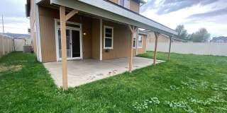 Airway Heights 3 Bed 2.5 bath + Large Rec Room Single Family Home. Available Now! Gallery 1