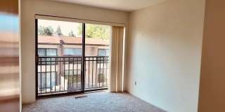 18268 University Park Drive Gallery 16