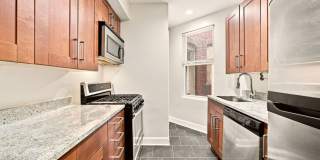 Cozy & Updated 2BR in Vibrant Columbia Heights! Gallery 5