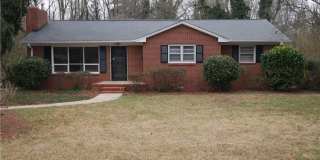 2316 Silas Creek Parkway Gallery 1