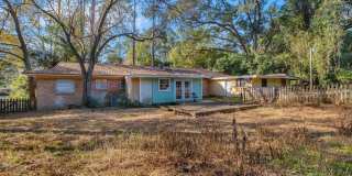 1902 Sunset Lane Gallery 23