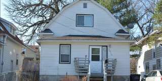 Charming 3-Bedroom Home with Spacious Yard Patio Charming 3-Bedroom Home with Spacious Yard Patio Gallery 1