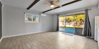 Beautiful home available in Castle Hills! Gallery 24