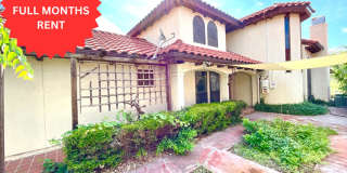 *MOVE IN SPECIAL* 2 Bedroom Garden Style Villa Home In A Prime Location – Near Shopping & Dining! Gallery 1