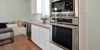 Newer Construction in Manhattan Beach Hill Section Gallery 18
