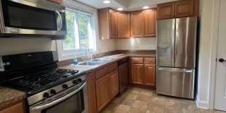 3 Bedroom, 2 Bathroom Single Family House near College Town, the U of R, and Strong Memorial Hospital. 3 Bedroom, 2 Bathroom Single Family House near College Town, the U of R, and Strong Memorial Hospital. Gallery 7