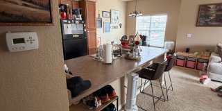 Fantastic!  Light and Bright!  1 bed + loft - 1 bath Gallery 5